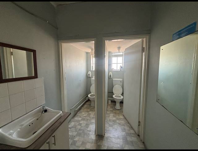 677M² WAREHOUSE TO LET IN PAROW INDUSTRIAL
